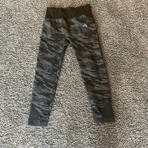 Ryderware, large, camp colored workout leggings